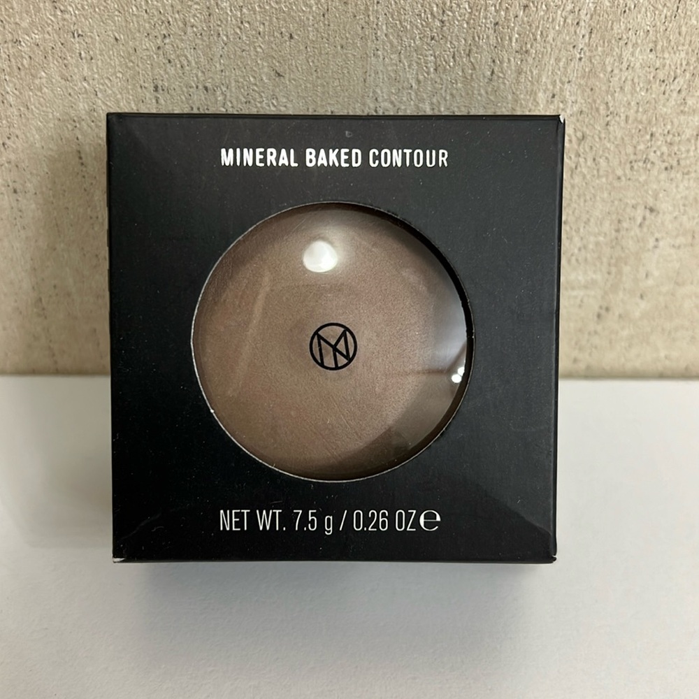 IL MAKIAGE MINERAL BAKED CONTOUR SHADES FEELING MYSELF BRAND NEW!!